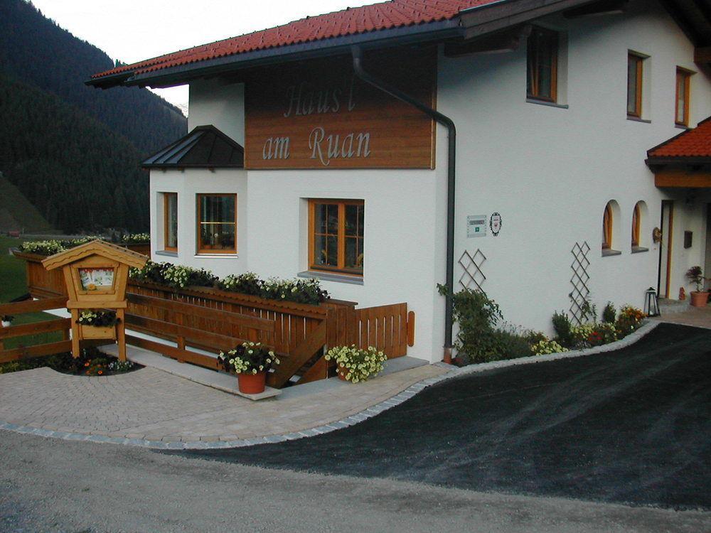 Häus`l Am Ruan Aparthotel